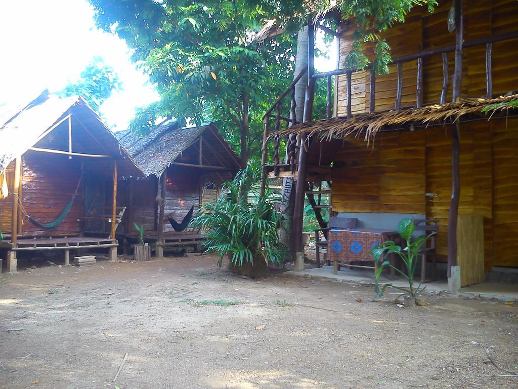 ホテル Easy Huts Ko Lanta エクステリア 写真